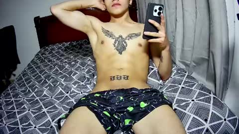 nicki online show from March 28, 6:09 pm