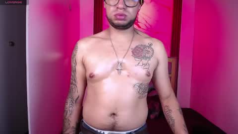 nickk_jonson online show from May 23, 6:37 pm
