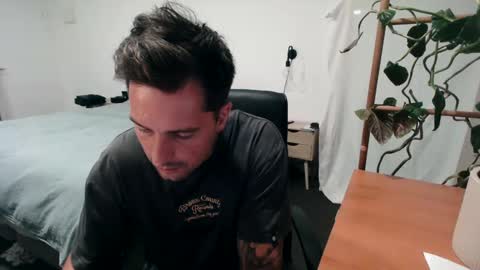 Snapshot of nickmaxx541 chatting on December 29, 12:23 pm Nick maxx online show from December 29, 12:23 pm