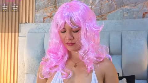 nickollsaenz online show from April 18, 5:20 am