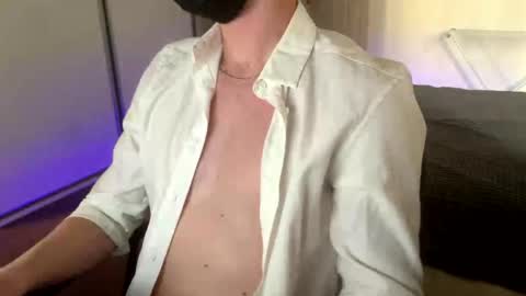 nickrendy online show from June 9, 12:27 pm