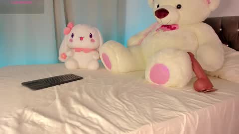 Nicolas online show from September 13, 8:33 pm