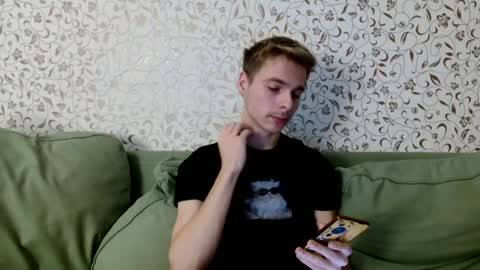 Nick online show from December 4, 2:36 am