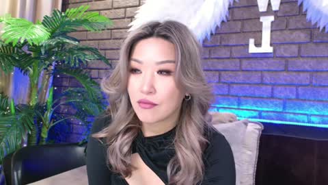 Today is my 41st birthday  And in 2 hours Im waiting for you on the stream Stock up on tokens and a good mood Nicky online show from February 7, 3:52 pm