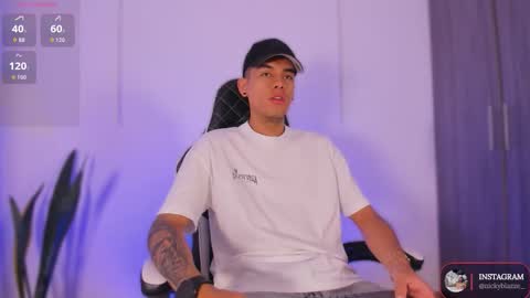 Nicky  online show from November 21, 12:36 pm