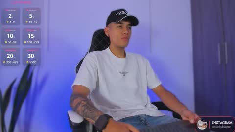 Nicky  online show from November 17, 1:13 pm