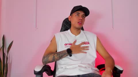 Nicky  online show from September 26, 4:15 pm