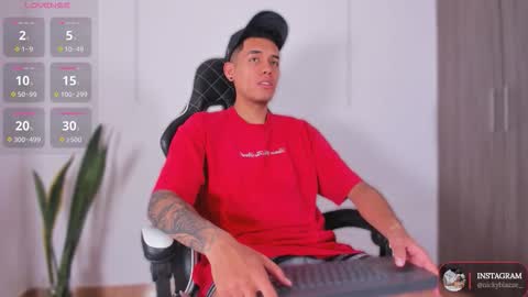 Nicky  online show from November 13, 2:20 pm