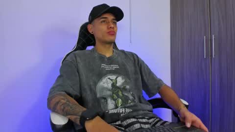 Nicky  online show from September 20, 2:20 pm