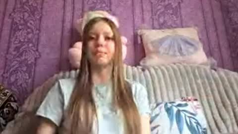 Emily online show from May 30, 11:19 am