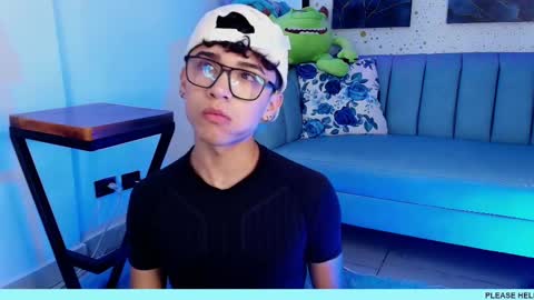 nico online show from March 8, 1:36 pm