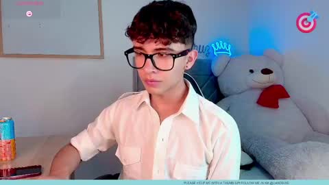 nico  online show from April 10, 10:14 pm