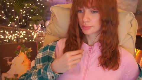 Nicol Moonn online show from March 4, 2:03 pm