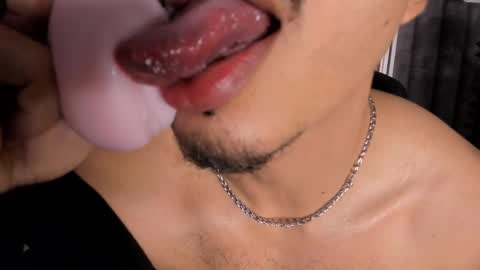 Nicolai online show from March 31, 2:06 pm