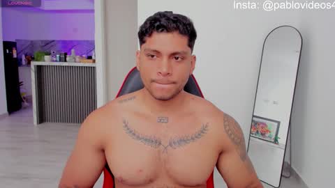 Snapshot of nicolas_montoya chatting on October 6, 3:30 pm nicolas_montoya online show from October 6, 3:30 pm