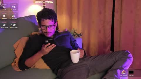 nicolasrodrii online show from April 10, 12:05 am