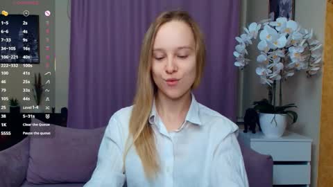 Nicoletta online show from April 8, 6:44 pm