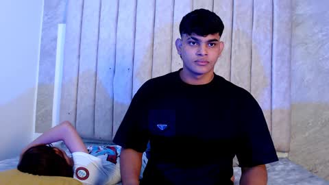 Snapshot of nicole_and_thiago chatting on February 8, 7:04 am nicole_and_thiago online show from February 8, 7:04 am