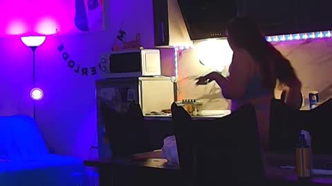 Kitty Nikki online show from October 26, 9:47 pm