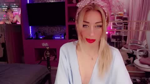 Nicole online show from September 21, 6:34 pm