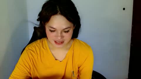 nicole_kiss01 online show from October 16, 8:36 am