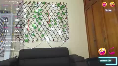 Snapshot of nicole_santana_ chatting on February 8, 10:19 pm Nicole Santana online show from February 8, 10:19 pm