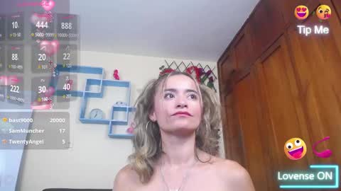 Snapshot of nicole_santana_ chatting on March 1, 11:58 pm Nicole Santana online show from March 1, 11:58 pm