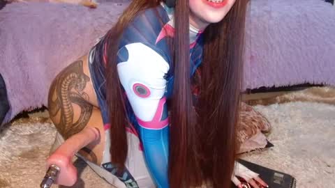  Anna Nicole  online show from April 24, 3:47 pm