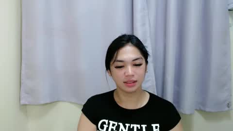 Snapshot of nicolecellini chatting on February 24, 5:42 pm NICOLE online show from February 24, 5:42 pm