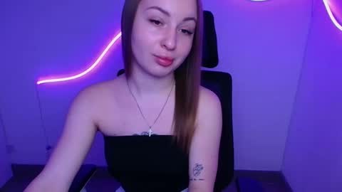 Snapshot of nicoledior_ chatting on September 14, 5:54 am Nicole online show from September 14, 5:54 am