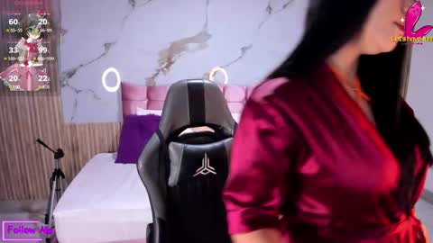 nicolee19_ online show from November 15, 11:34 am