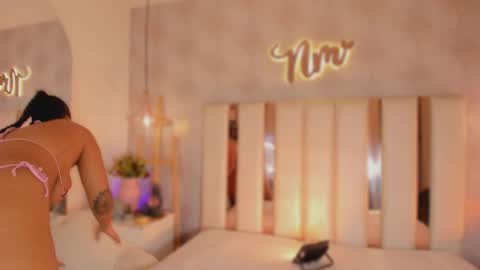 Andrea give it a thumbs up please its important  online show from October 21, 1:05 pm