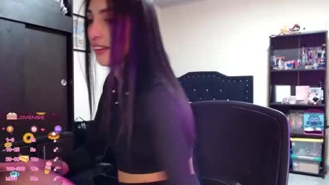 Nicole online show from January 16, 9:13 pm