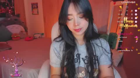 Nicolle  Go to Visit   online show from October 15, 10:38 am