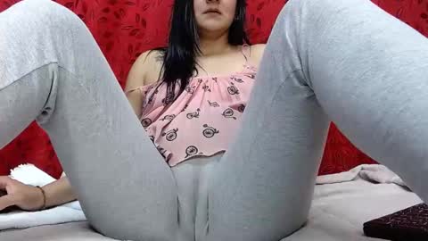 NICOLLE online show from November 1, 8:41 pm