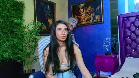 Nicolle online show from October 29, 8:38 am