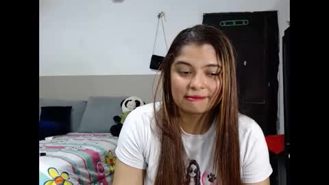 Snapshot of nicollgreen chatting on October 23, 8:31 pm NicollGreen online show from October 23, 8:31 pm