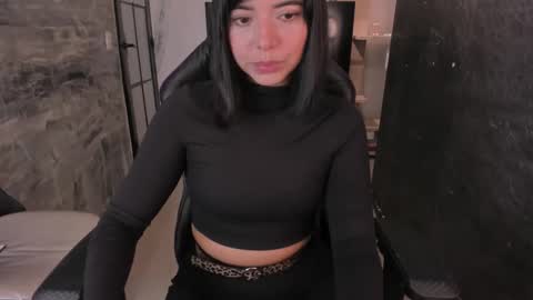 NicolRoss online show from October 24, 11:55 am