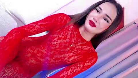 night_crystal1111 online show from March 3, 6:59 pm