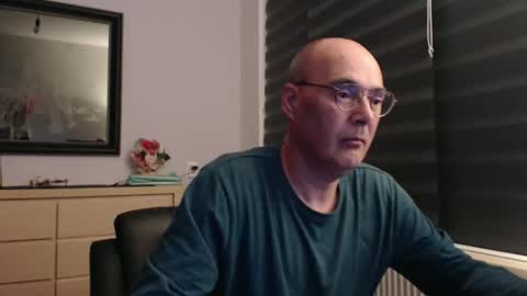 nightkeeper63 online show from September 13, 11:18 pm