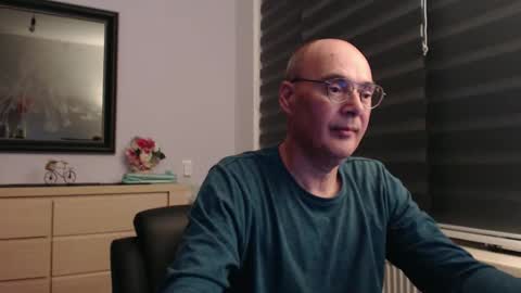 nightkeeper63 online show from September 16, 12:01 am