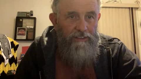 nightmoves1970 online show from April 22, 3:35 am