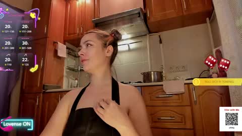 Lana online show from April 10, 2:22 pm