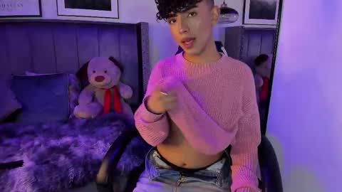 Snapshot of niick_twink chatting on October 13, 7:38 pm niick_twink online show from October 13, 7:38 pm
