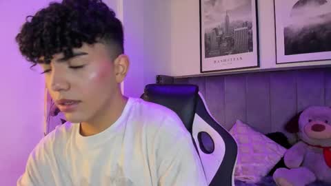 Snapshot of niick_twink chatting on October 15, 7:26 pm niick_twink online show from October 15, 7:26 pm