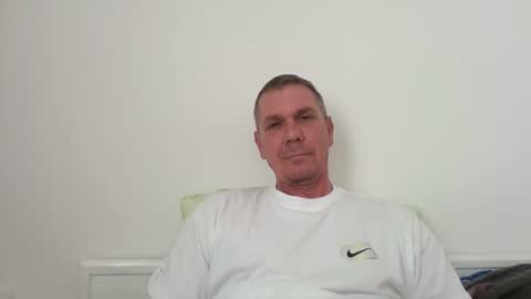 nikan77 online show from April 7, 9:00 am