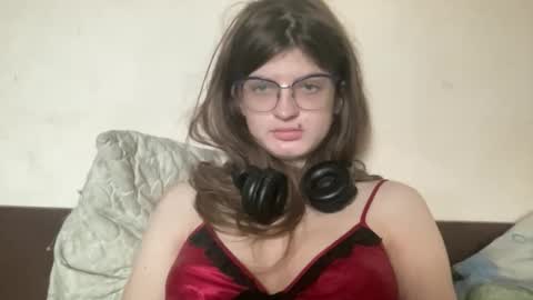 NikaXZimax online show from October 25, 8:35 am