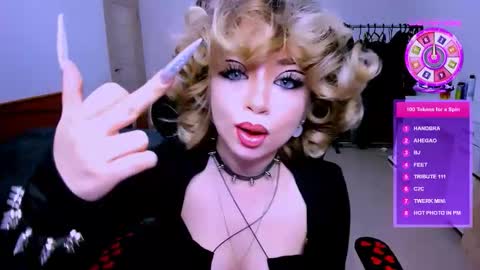 nikigoddesss online show from March 30, 4:56 am