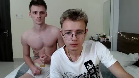 nikikerry_cum_ online show from March 28, 3:02 pm