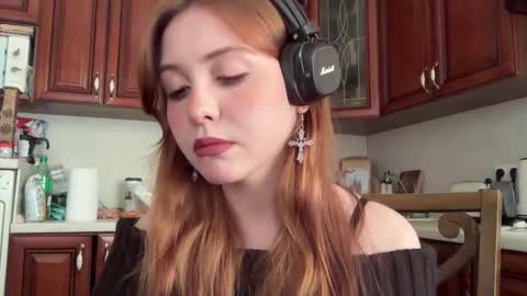 Amy online show from March 24, 1:28 pm